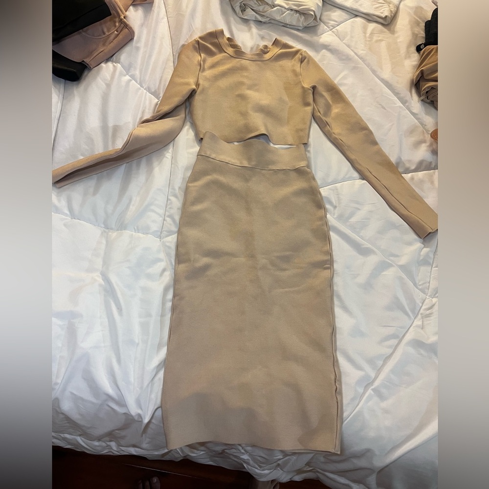 Combo Top & skirt size XS cream color
